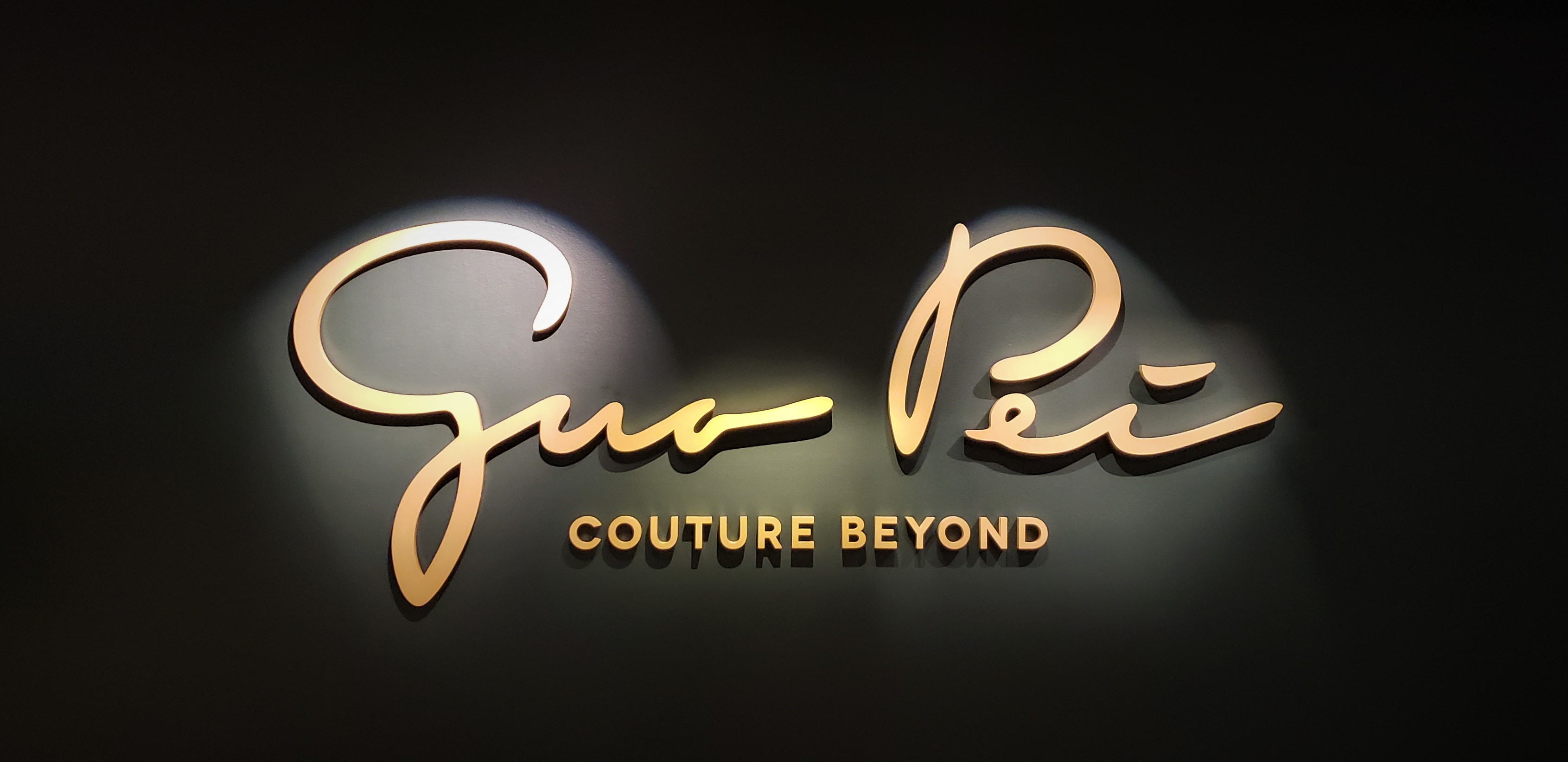 Guo Pei – Couture Beyond | Suites Culturelles